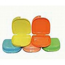 denture box Small Rainbow color without vents Specification:82*85*29mm Color:Light Yellow,L Psd