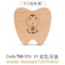 TBB-005-11 Зубная коробка с рисунком змеи Snake shaped Tootn box CHN