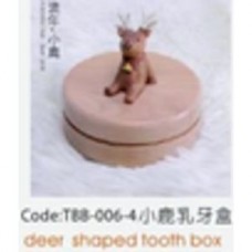 TBB-006-4 Зубная коробка с фигуркой олененка Deer shaped tootn box CHN